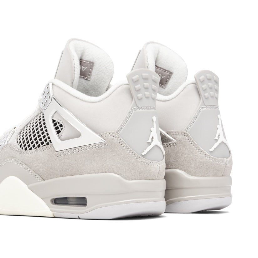 Air Jordan 4 Frozen Moments (W)